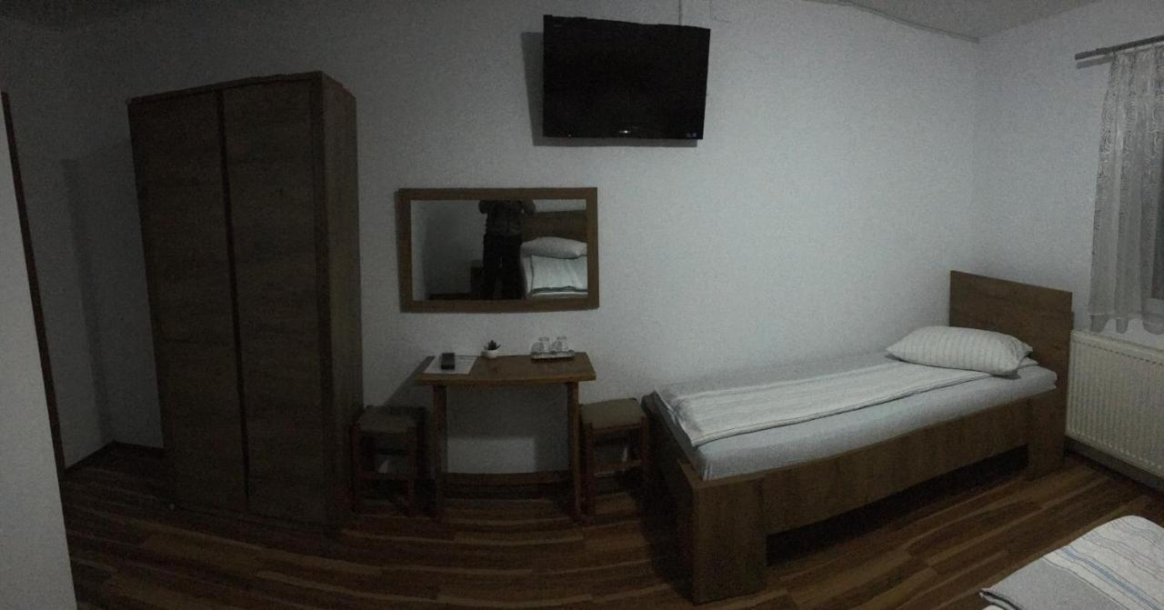 Casa Popa'S Hotel Cîrţişoara Bagian luar foto