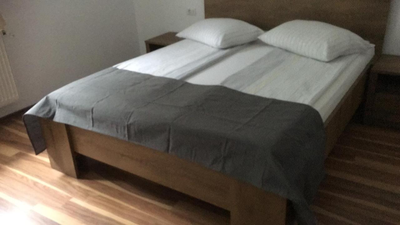 Casa Popa'S Hotel Cîrţişoara Bagian luar foto