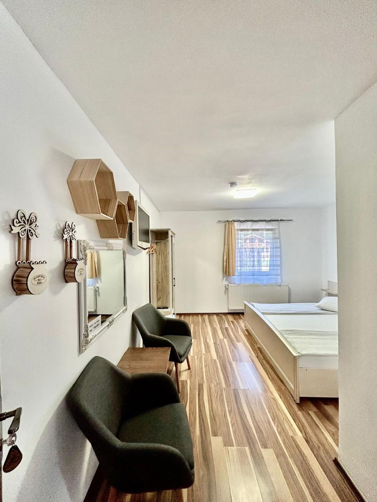 Casa Popa'S Hotel Cîrţişoara Bagian luar foto