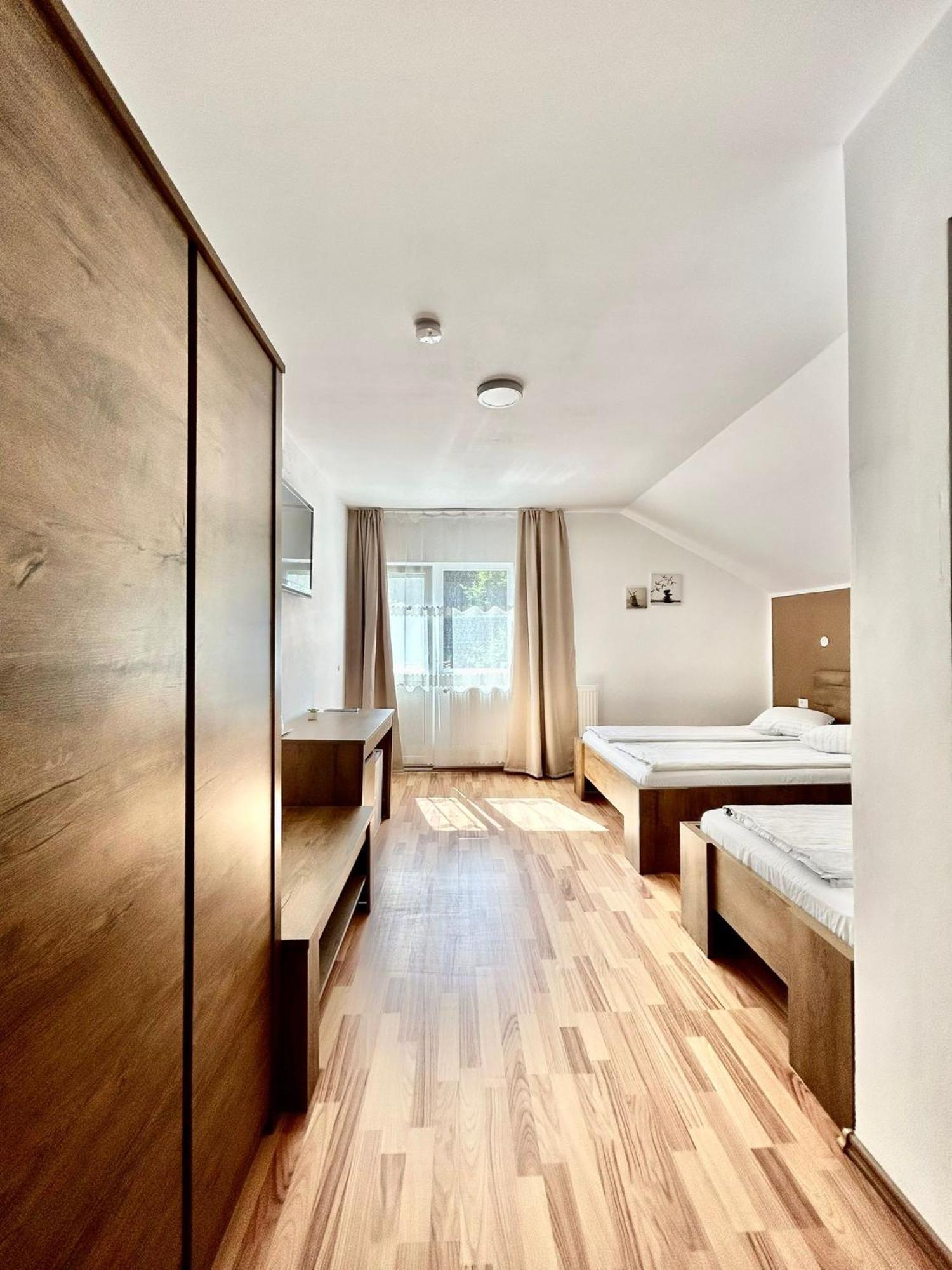 Casa Popa'S Hotel Cîrţişoara Bagian luar foto